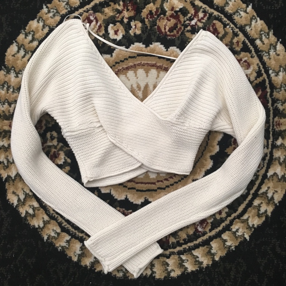 COTTON KNIT LONG SLEEVE CROP TOP